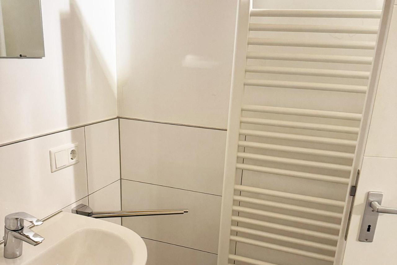 One Room Apartment In แบร์กิชกลัดบัค ภายนอก รูปภาพ