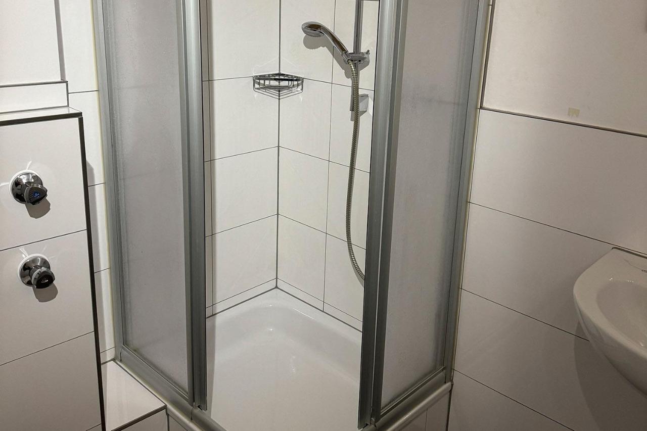 One Room Apartment In แบร์กิชกลัดบัค ภายนอก รูปภาพ